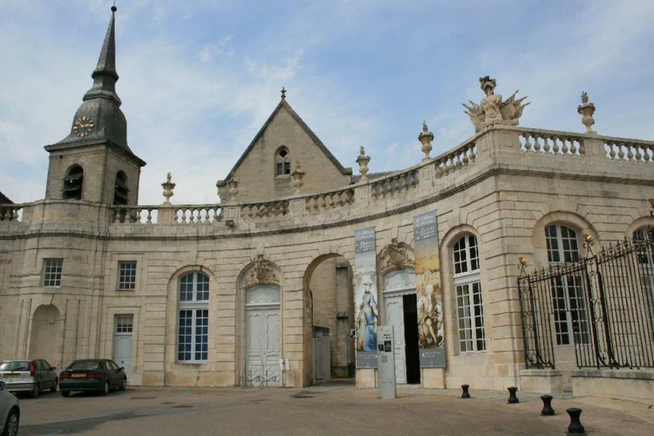 Studio De Charme Au Pays De La Madeleine Daire Commercy Dış mekan fotoğraf